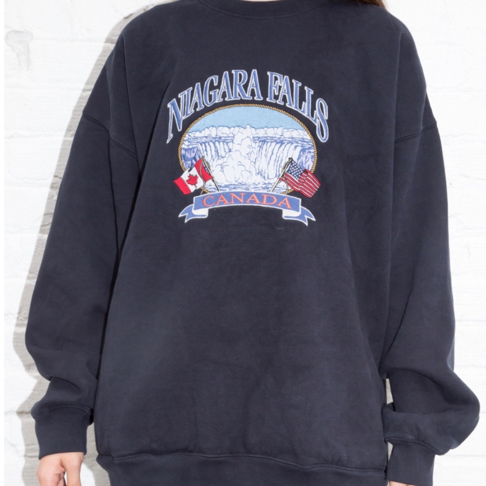 Brandy Melville Sweatshirts